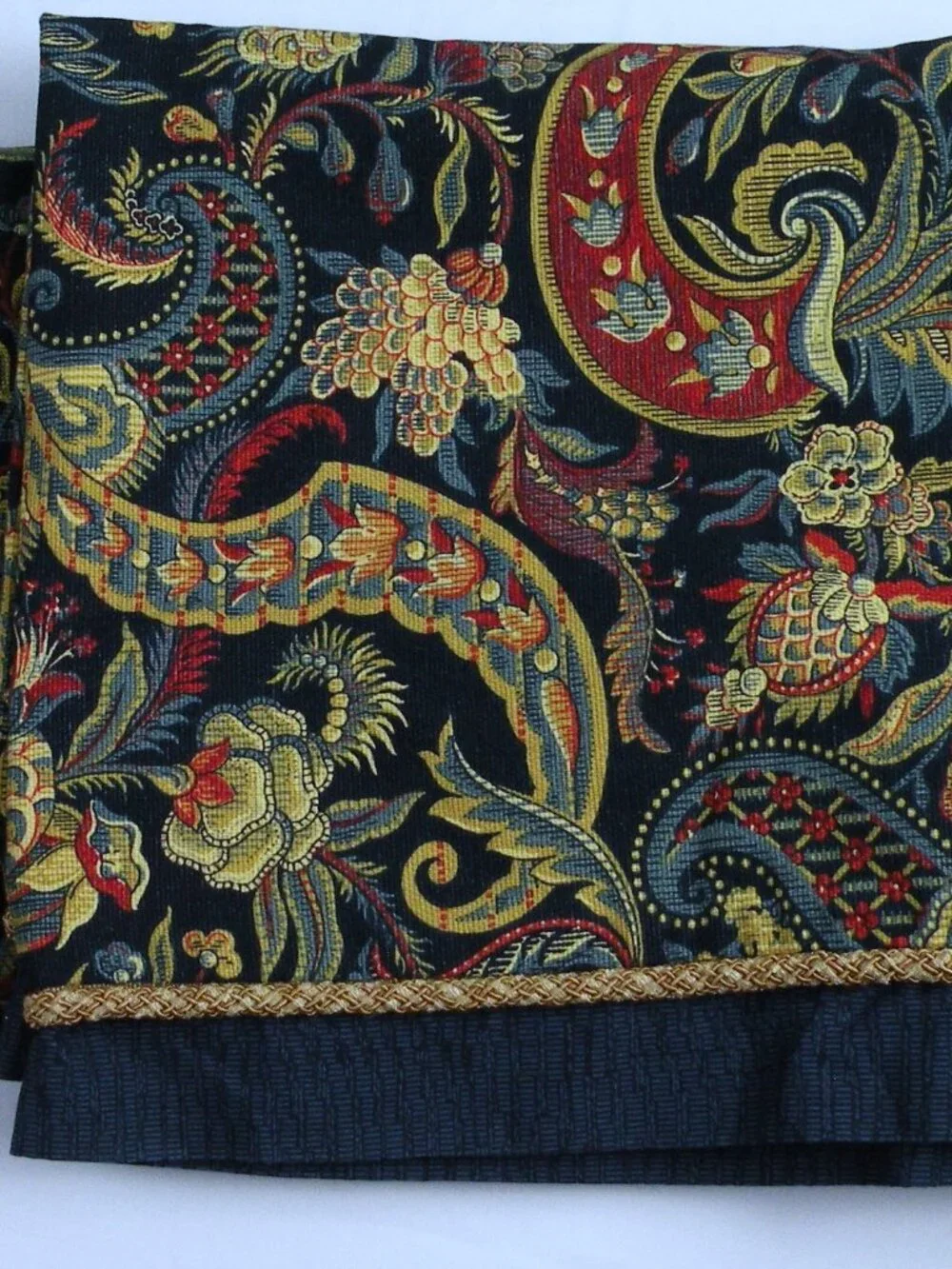 2 WAVERLY Pillow Shams Rhapsody Paisley King Size Covers 38”x 24” Blue & Gold